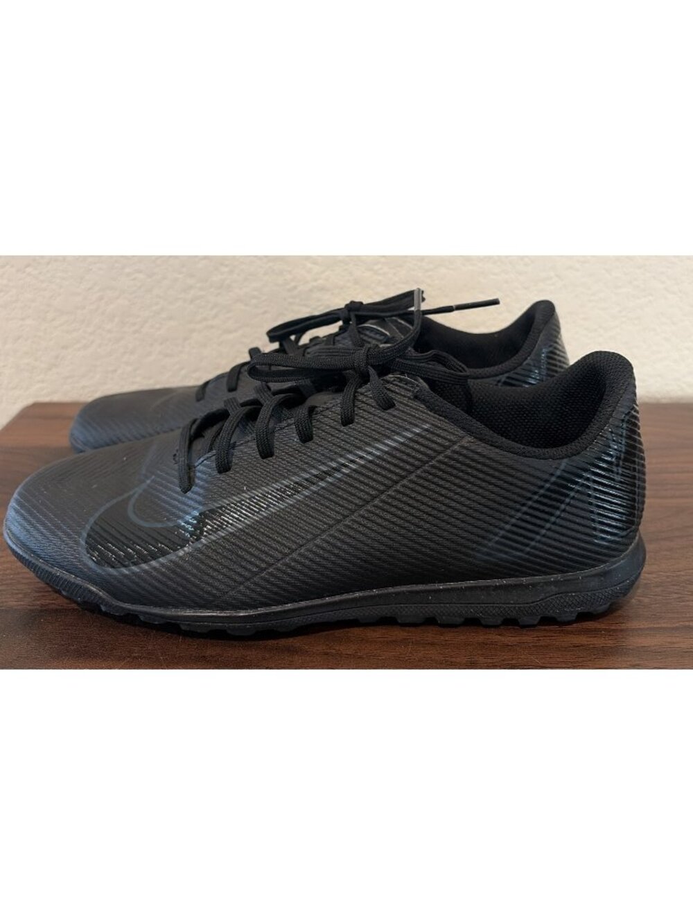 Nike Mercurial Vapor 16 Club Indoor Soccer Shoes Mens Sz 7 Black Cleats Turf